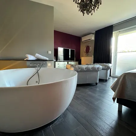 L'ecrin Des Vennes - Centre 3* Liege