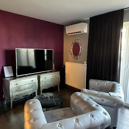 L'ecrin Des Vennes - Centre Hotel 3*