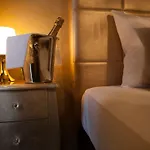 L'ecrin Des Vennes - Centre Hotel