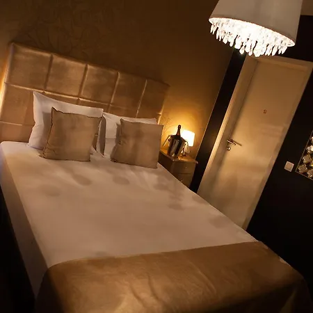 Hotel L'ecrin Des Vennes - Centre Luik