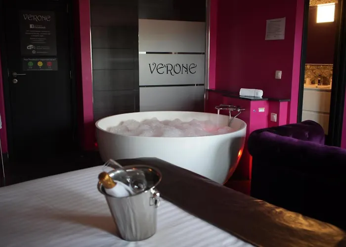 L'ecrin Des Vennes - Centre 3*