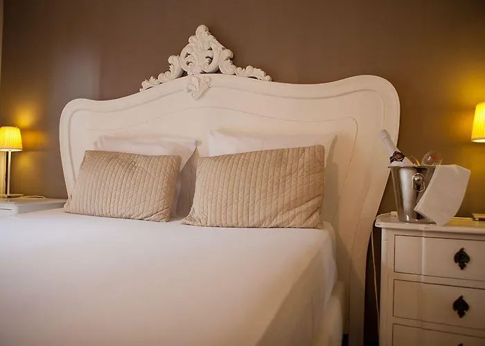 Hotel L'ecrin Des Vennes - Centre