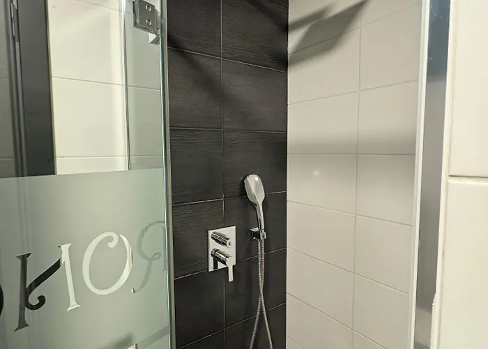 L'ecrin Des Vennes - Centre Hotel 3*