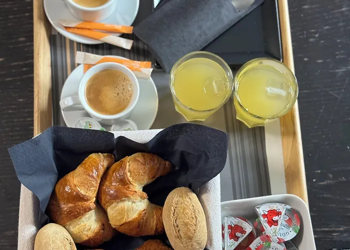 Hotel L'ecrin Des Vennes - Centre